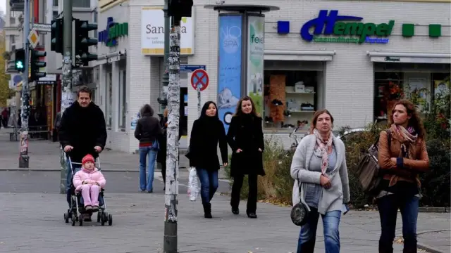 Kako preklopiti glas v Rustu?