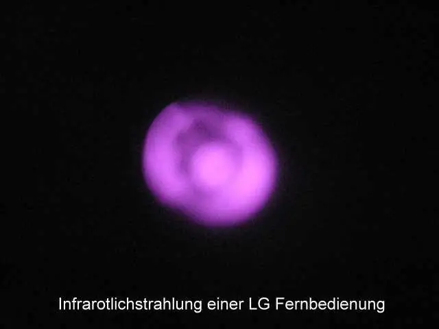 Wie viele Trägerfrequenzen werden bei BFSK verwendet?