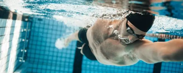 Existe-t-il un tracker de fitness pour la natation ?