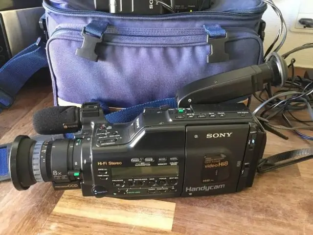 Hvordan fjerner du teipen fra et Sony Handycam?